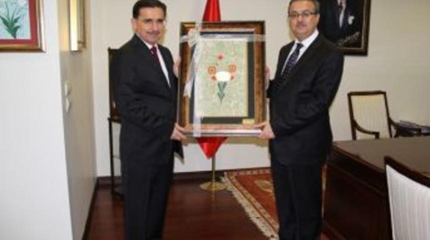 Vali Topaca&rsquo;dan Vali Su&rsquo;ya Ziyaret