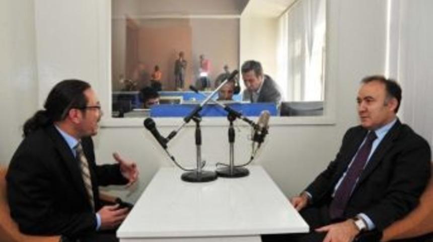 Vali Altıparmak, Erzurum G&uuml;ndemini Değerlendirdi