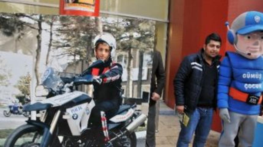 G&uuml;m&uuml;şhane Emniyeti &Ccedil;ocuk Hakları Haftası Nedeniyle Bilgilendirme Yaptı