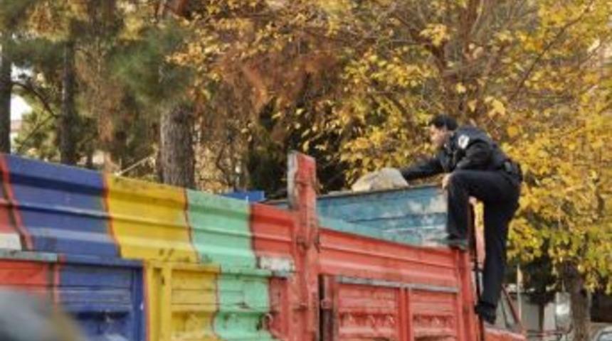 İslahiye&rsquo;de 11 Bin 800 Litre Ka&ccedil;ak Mazot Yakalandı