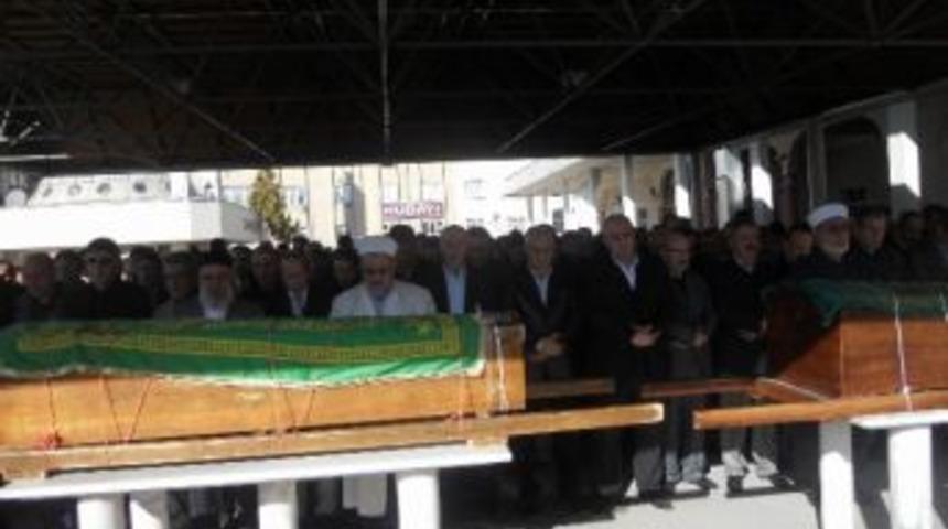 Agd&rsquo;den Cuma Namazı Sonrası Protesto