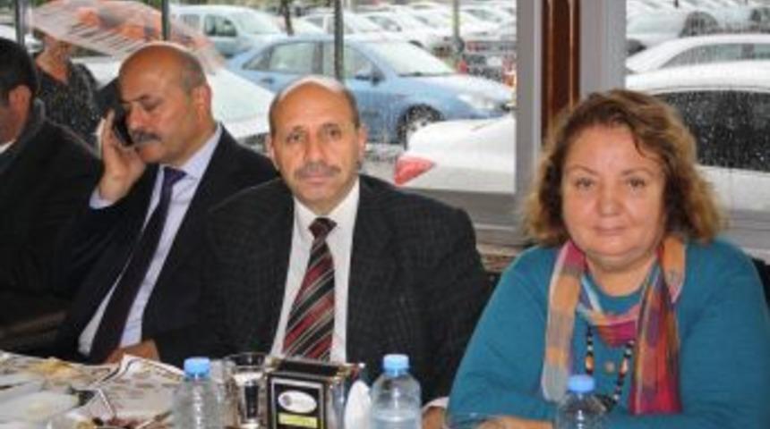 'Eğer Fakiri Yoksulu Ger&ccedil;ekten D&uuml;ş&uuml;n&uuml;yorsanız Dershaneleri Kapatmayın'