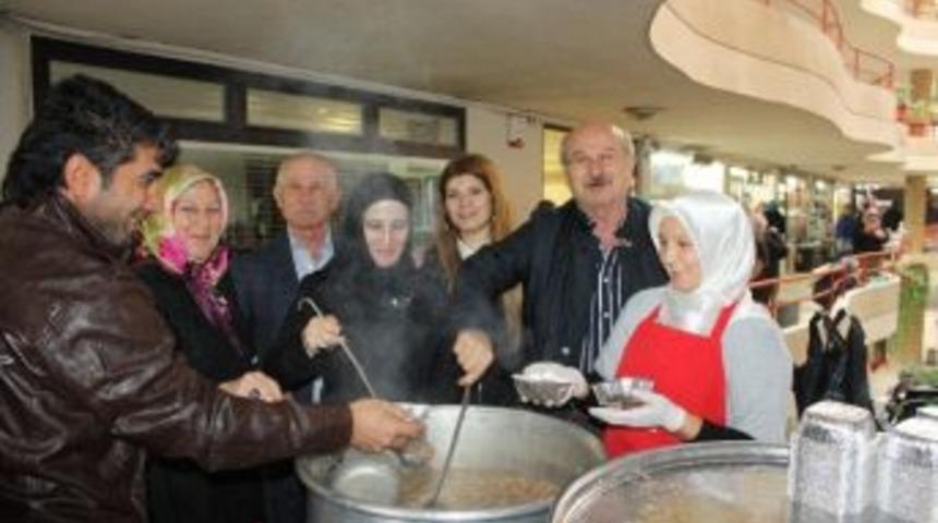 Denizlispor Başkanı &Ouml;zsoy&rsquo;dan 5 Bin Kişilik Aşure