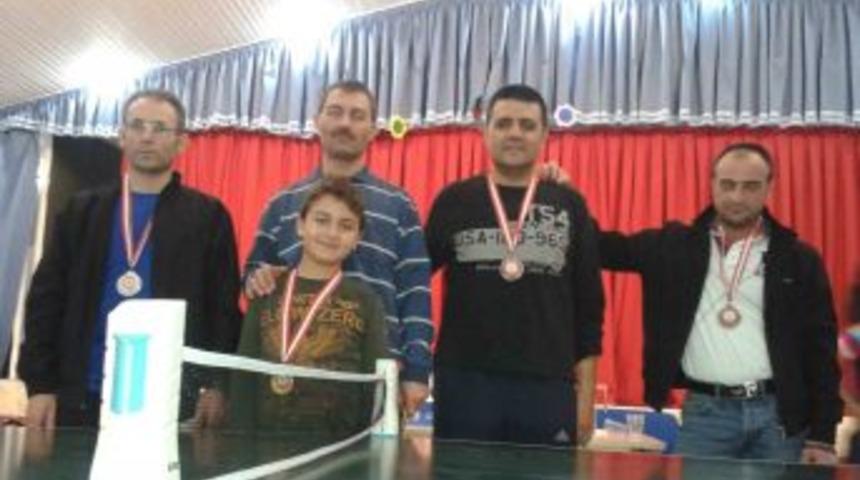 Lara Koleji Veliler Arası Masa Tenisi Turnuvası Sona Erdi