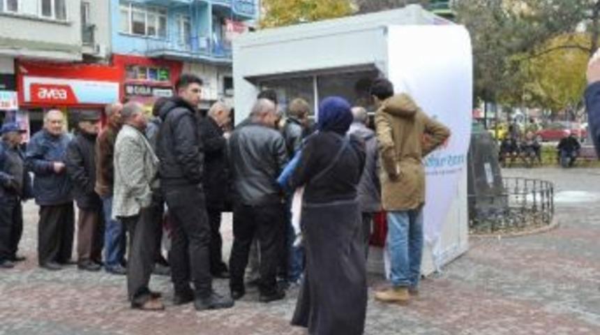 Vatandaşların Hediye Kapma Yarışı