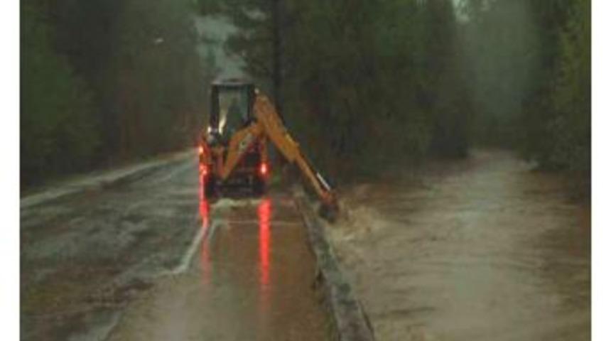 Marmaris&rsquo;te Sağanak Hayatı Fel&ccedil; Etti