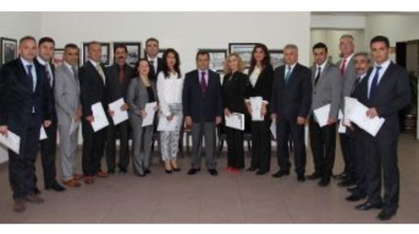 Törenlerde Görev Yapan Öğretmenlere Başarı Belgesi