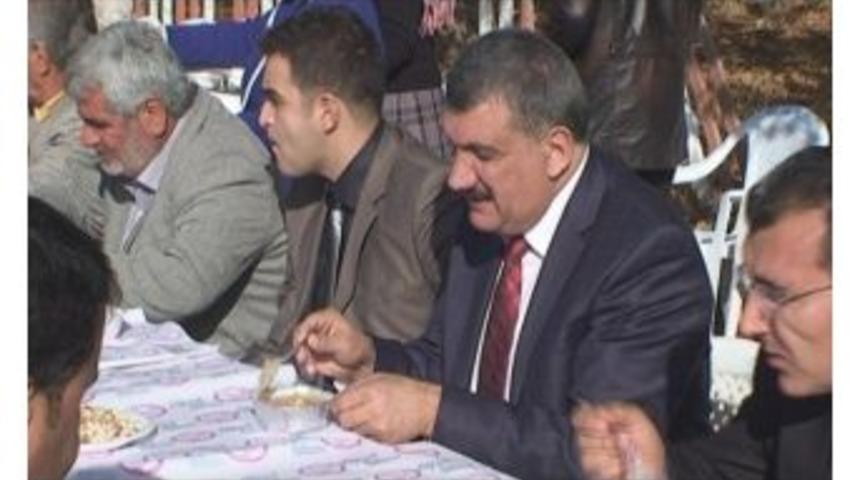 G&uuml;rkan, Battalgazi Anadolu Lisesi&rsquo;nin Aşure Etkinliğine Katıldı