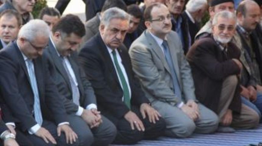 Bakan Yazıcı Rize&rsquo;de