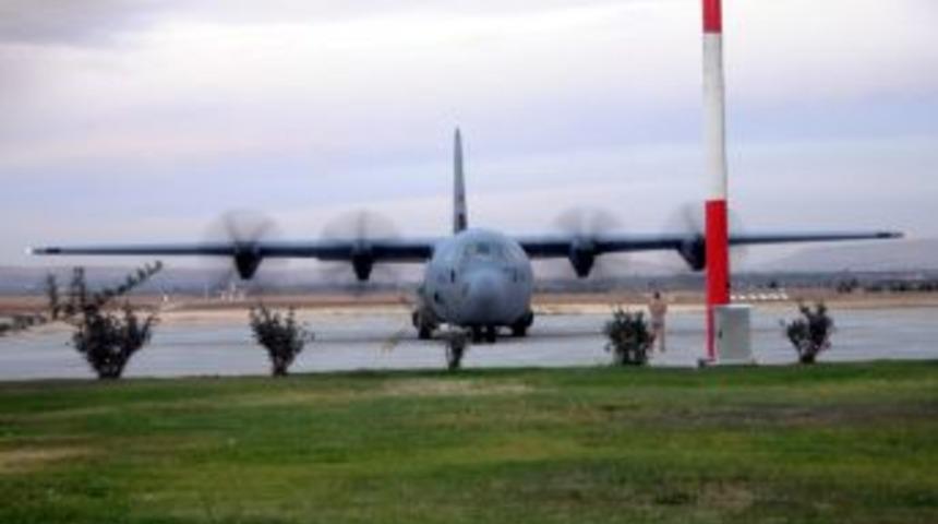 Kuveyt Emiri, Suriyeliler I&ccedil;in Insani Yardım Malzemesi G&ouml;nderdi