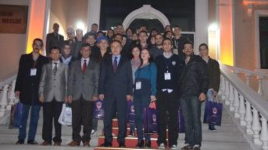 Gen&ccedil;lik Değişimi Projesi Kapsamında Erzurum&rsquo;a Gelen Avrupalı Gen&ccedil;ler Vali Ahmet Altiparmak&rsquo;ı Ziyaret Etti