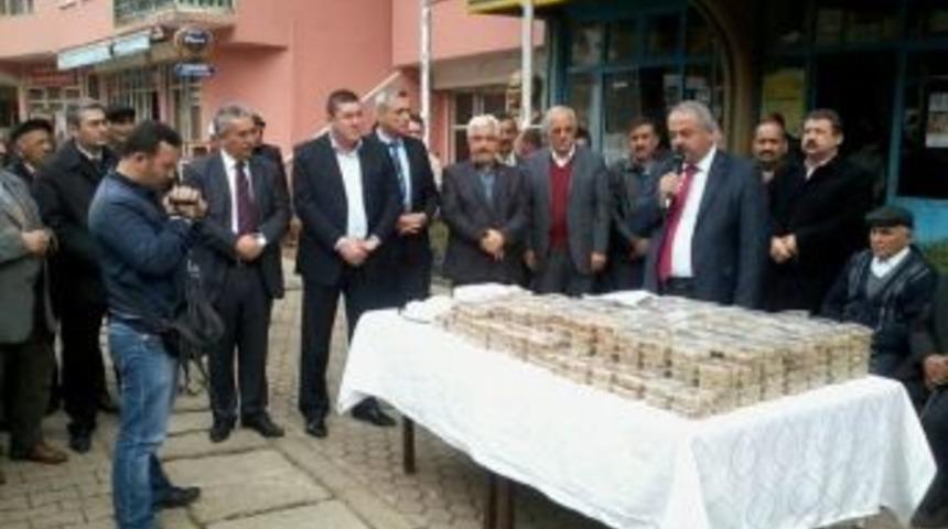 G&uuml;meli Belediyesi&rsquo;nden Bin Kişiye Aşure Dağıtımı