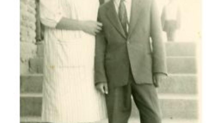 Başkan Kocaoğlu, &Ouml;ğretmenler G&uuml;n&uuml;'n&uuml; &Ccedil;ocukluk Fotoğrafıyla Kutladı