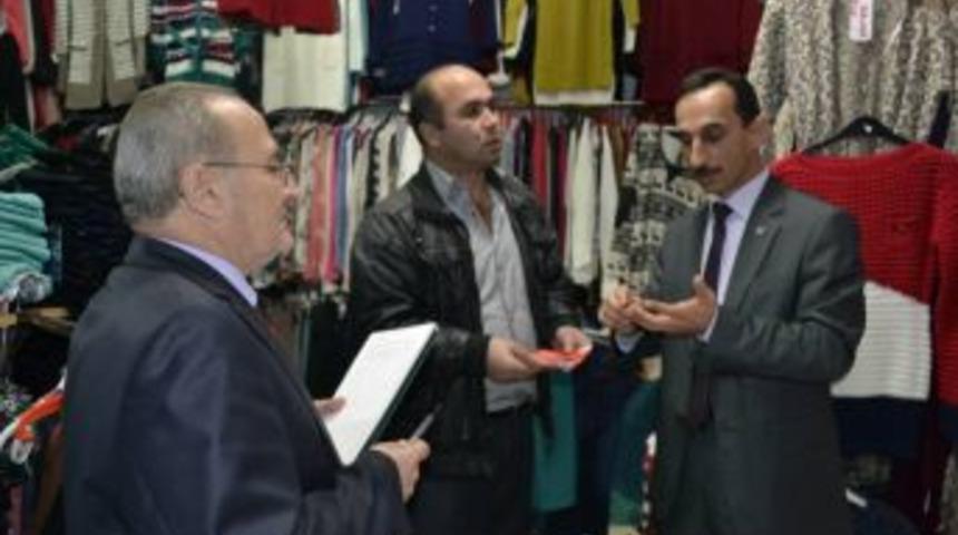 Saadet Partisi il&ccedil;edeki esnafları ziyaret ediyor