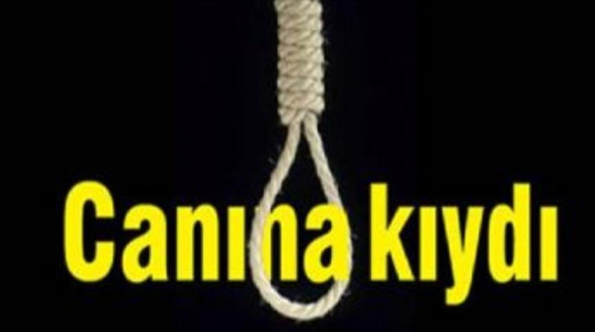 Canına kıydı