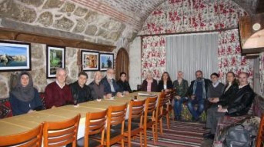 Bursalı Sanat&ccedil;ıların Başkent &Ccedil;ıkarması