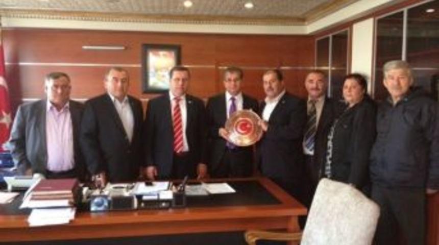 Muhtarlardan Kaymakama Gezi Teşekk&uuml;r&uuml;