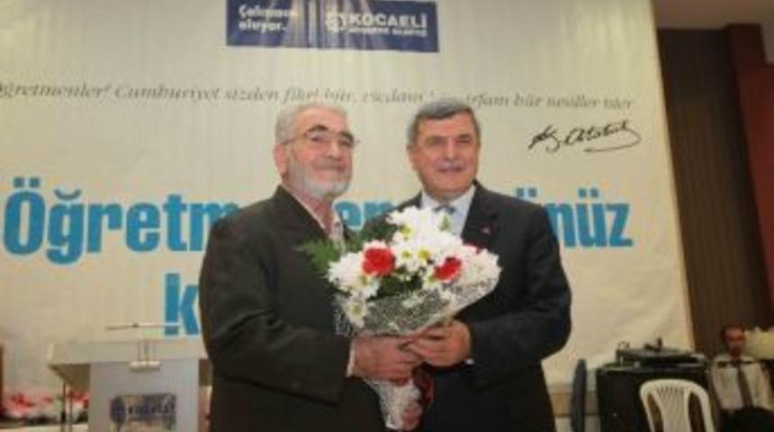 Başkan Karaosmanoğlu &Ouml;ğretmenler G&uuml;n&uuml;n&uuml; Kutladı