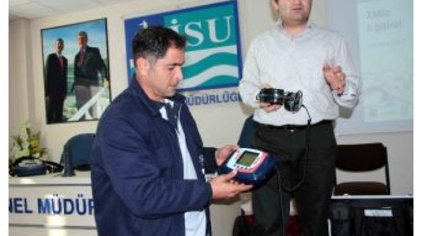 İsu Kayıp Ka&ccedil;ak İ&ccedil;in Yer Altını Dinliyor