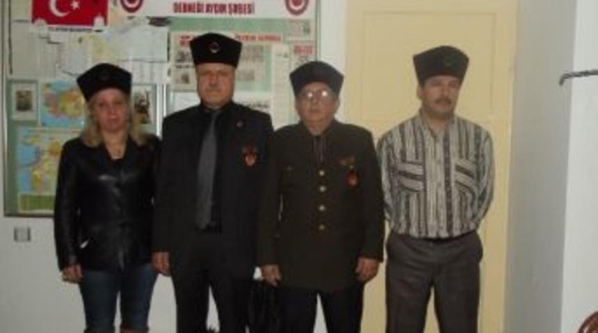 Aydın Efeleri, Y&ouml;resel Kıyafetleriyle Tbmm&rsquo;ye Giremedi