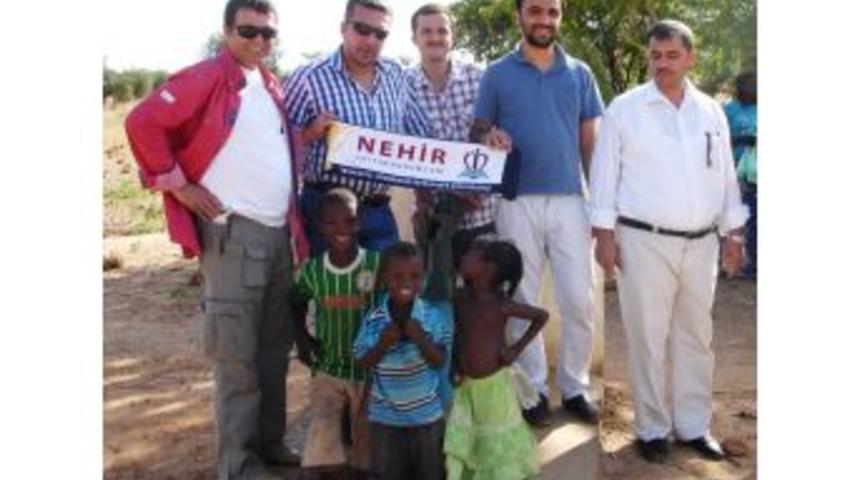 Nijer&rsquo;e Bir Su Kuyusu Da Diyarbakır&rsquo;dan