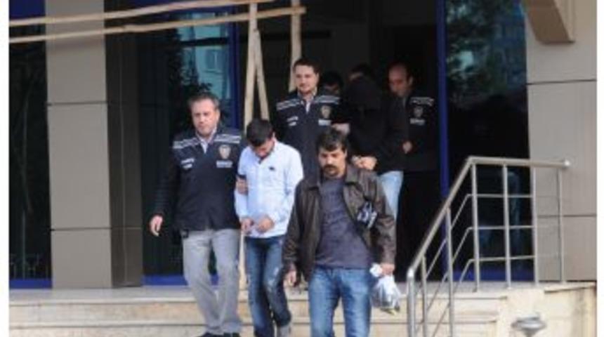 Lastik Keserek Para &Ccedil;alan &Ccedil;ete Su&ccedil;&uuml;st&uuml; Yakalandı