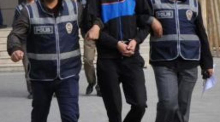 Oto Hırsızlığı Ş&uuml;phelileri Adliyeye Sevk Edildi