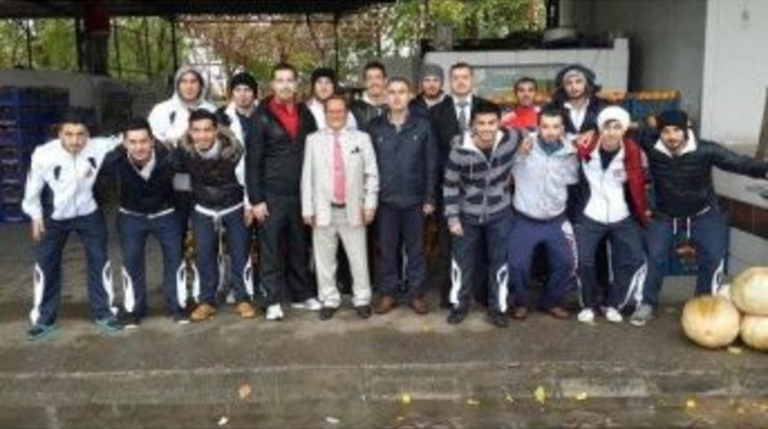 At&ccedil;a Belediyespor&rsquo;dan Hal M&uuml;d&uuml;r&uuml; &Ccedil;evik&rsquo;e Ziyaret