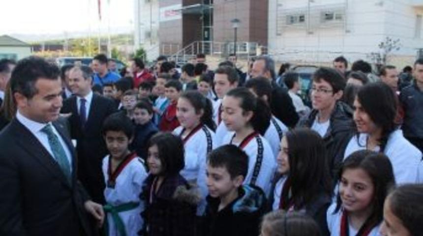 Gen&ccedil;lik Ve Spor Bakanı Suat Kılı&ccedil; Trabzon'da