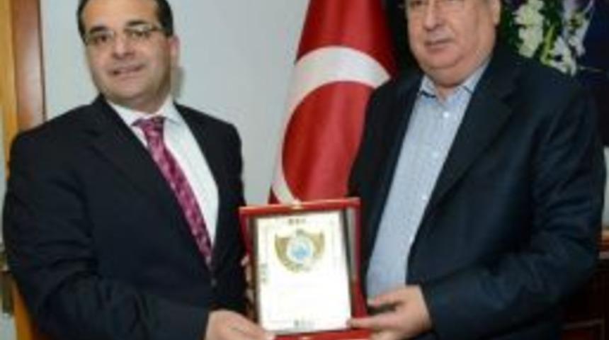 Aksev&rsquo;den Başkan &Ouml;zcan&rsquo;a Ziyaret