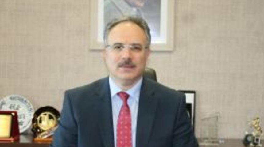 Canik Başarı &Uuml;niversitesi Rekt&ouml;r&uuml;, &Ouml;ğretmenler G&uuml;n&uuml;&rsquo;n&uuml; Kutladı