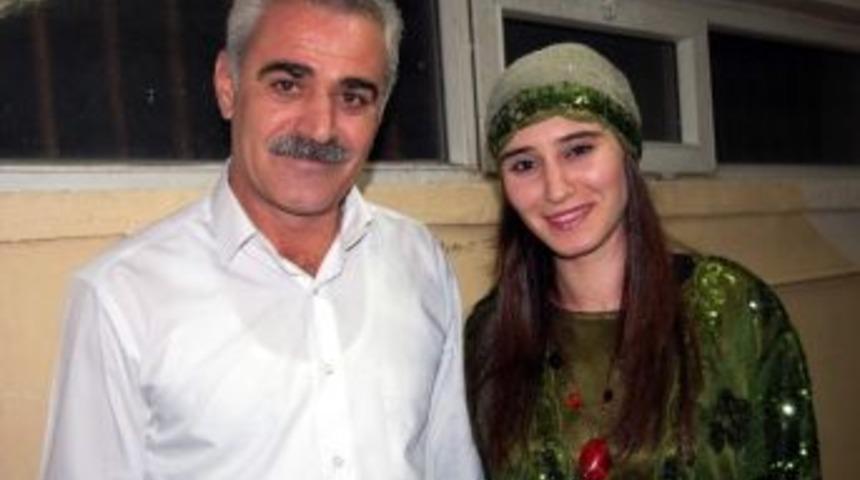 Baba Kız Yeni &Ccedil;ıkardığı Alb&uuml;mle Hayranlarıyla Buluştu