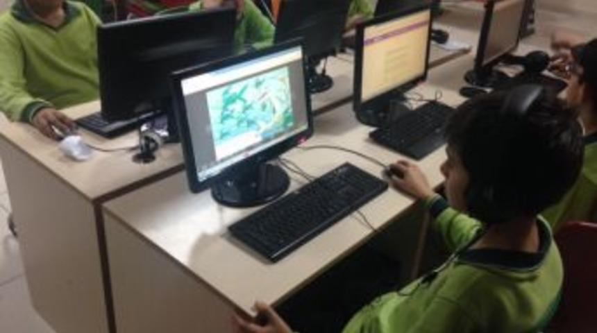 İneg&ouml;l Nil&uuml;fer Safvet Koleji'nden &Ouml;ğrencilerine İngilizce Kolaylığı