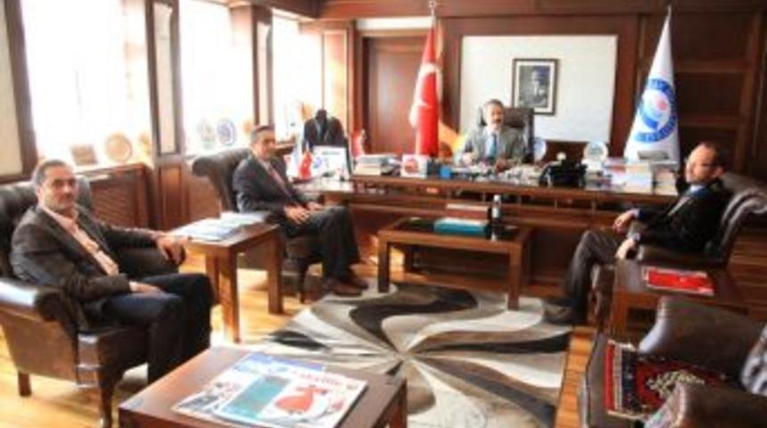 Rekt&ouml;r Acar: &Uuml;niversite-sivil Toplum Kuruluşu Işbirliği I&ccedil;erisindeyiz