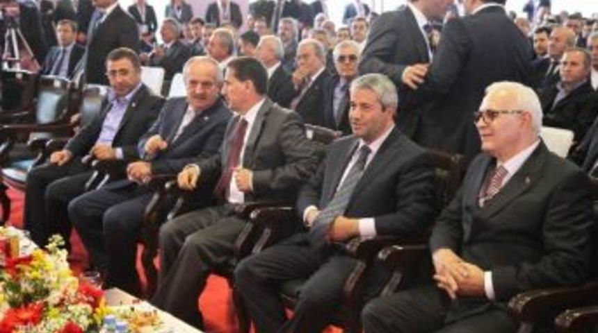 Bakan Erg&uuml;n: "t&uuml;rkiye'deki Değişimi İmes'te G&ouml;r&uuml;yoruz"