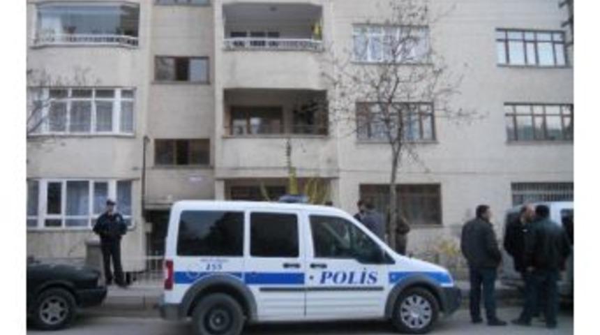 Elazığ&rsquo;da Bunalıma Giren 16 Yaşındaki Kız İntihar Etti