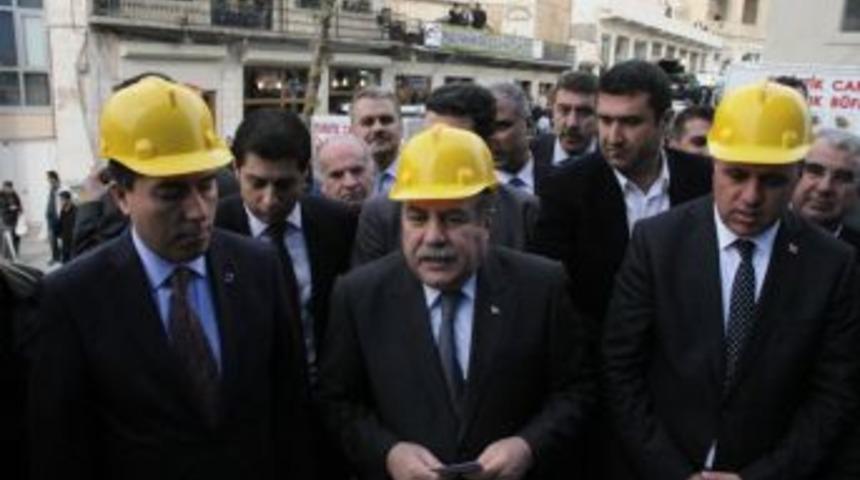 Bakan G&uuml;ler: Mardin 100 Yıl &Ouml;nceki Haline D&ouml;necek