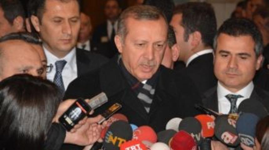 Başbakan Erdoğan, Mısır Askeri H&uuml;k&uuml;meti&rsquo;nin T&uuml;rk B&uuml;y&uuml;kel&ccedil;isinden &Uuml;lkeyi Terk Etmesini İstemesini Değerlendirdi