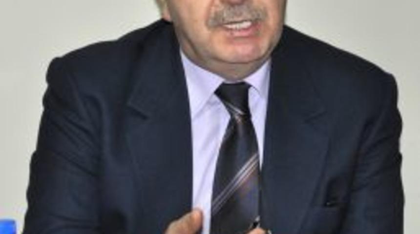 Eski Bakan Ata&ccedil;: Okuma Salonları Ter&ouml;r&uuml;n &Ouml;n&uuml;n&uuml; Kesti