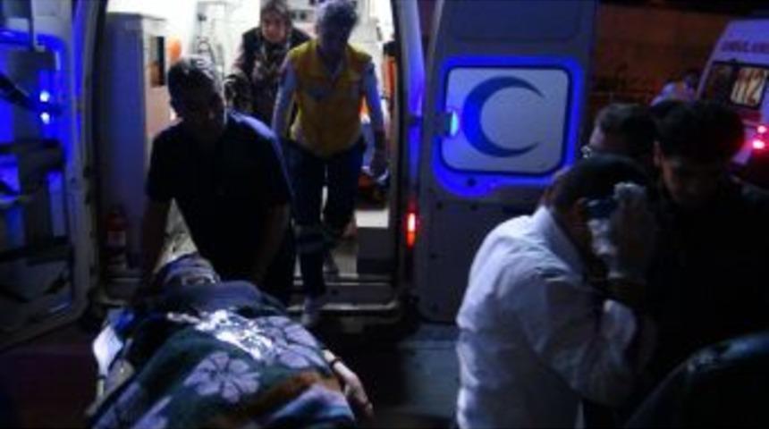 Karahallı Kaymakamı Aslan Kaza Ge&ccedil;irdi