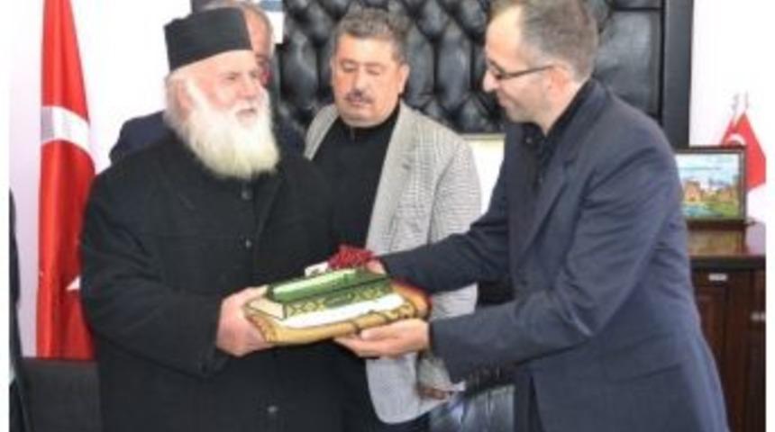 M&uuml;badelenin 90. Yılında B&uuml;y&uuml;k Buluşma