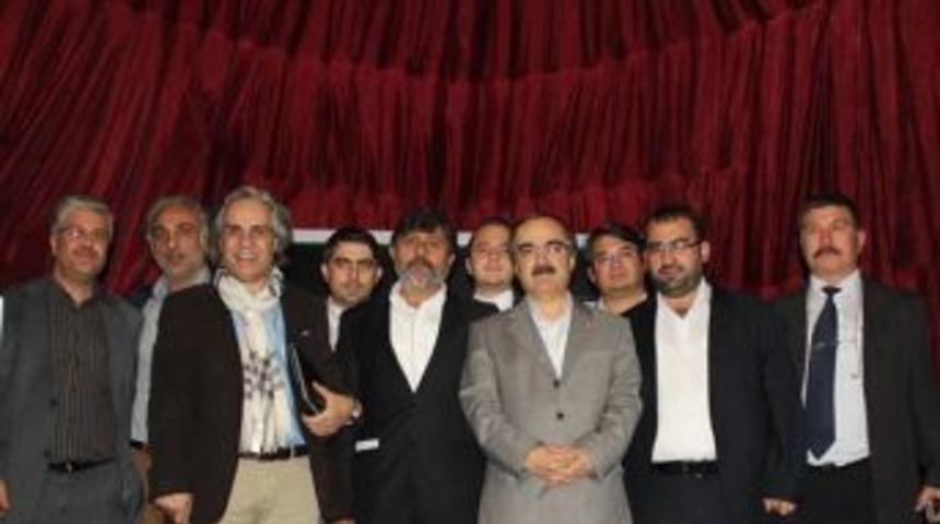 &Ouml;zışık: "internet Medyası &Ccedil;alışanları Da Gazeteci Sayılacak"