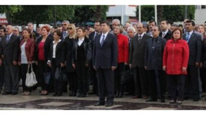 Adana'da &Ouml;ğretmenler G&uuml;n&uuml; Kutlamaları