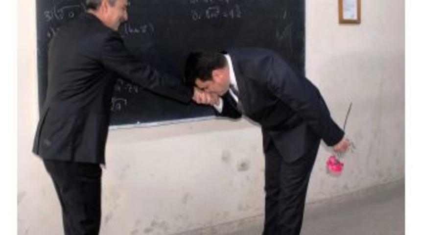 &Uuml;&ccedil; Nesil &Ouml;ğretmen Aynı Okulda Ders Veriyor