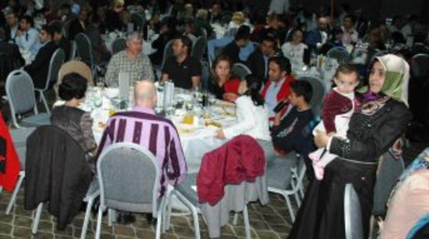 BOSİAD &Ouml;ğretmenleri Unutmadı