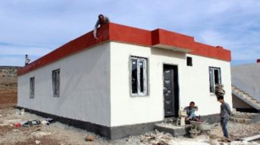 Yavuzeli Kaymakamlığı İhtiya&ccedil; Sahiplerine Ev Sahibi Yapıyor