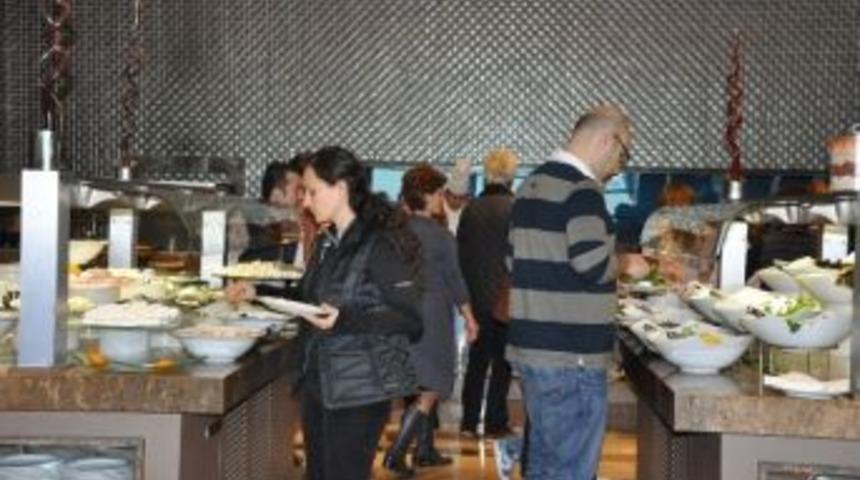 Diş Hekimleri Odasından, &Uuml;yelerine Kahvaltı