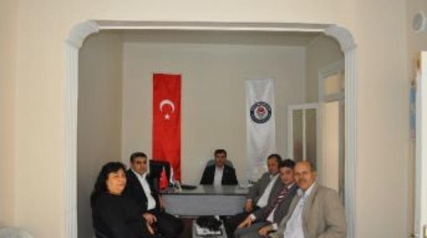 Nazilli Eğitim-bir-sen: &ldquo;&ouml;ğretmenler &Ouml;zg&uuml;rleşmelidir&rdquo;