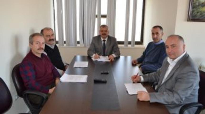 Giresun&rsquo;da Dershanelerin Kapatılmasına Ortak Tepki