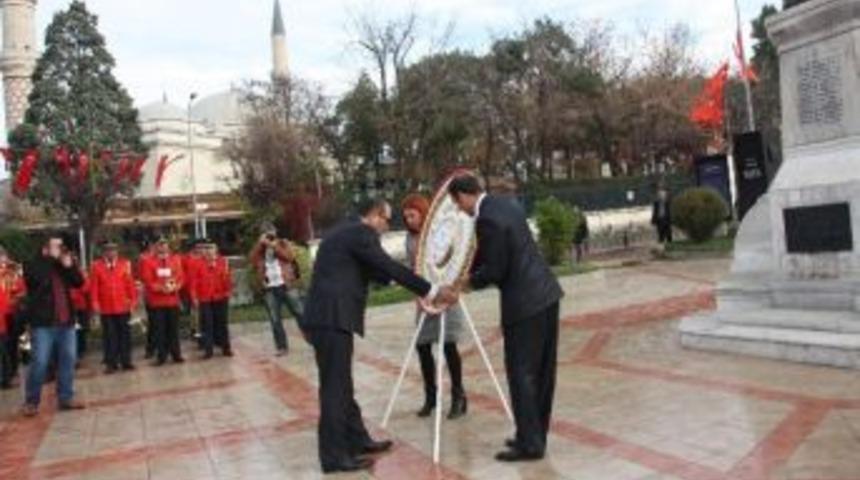 &Ouml;ğretmenler G&uuml;n&uuml; Edirne&rsquo;de T&ouml;renle Kutlandı